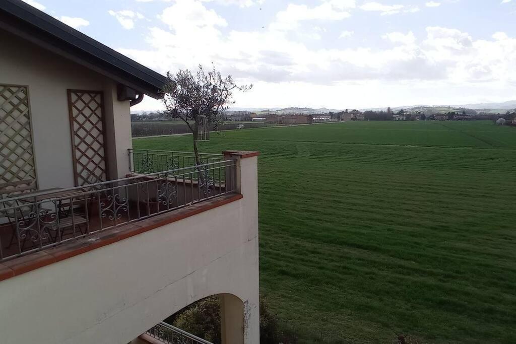 Ferienwohnung Bilocale Tra Citta E Colline. Ca di Sola Exterior foto